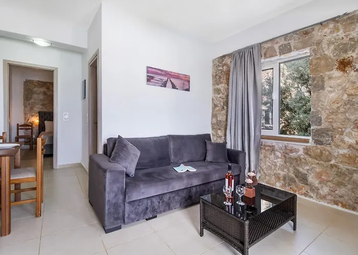 Gkountis Stone 3 * Lefkáda